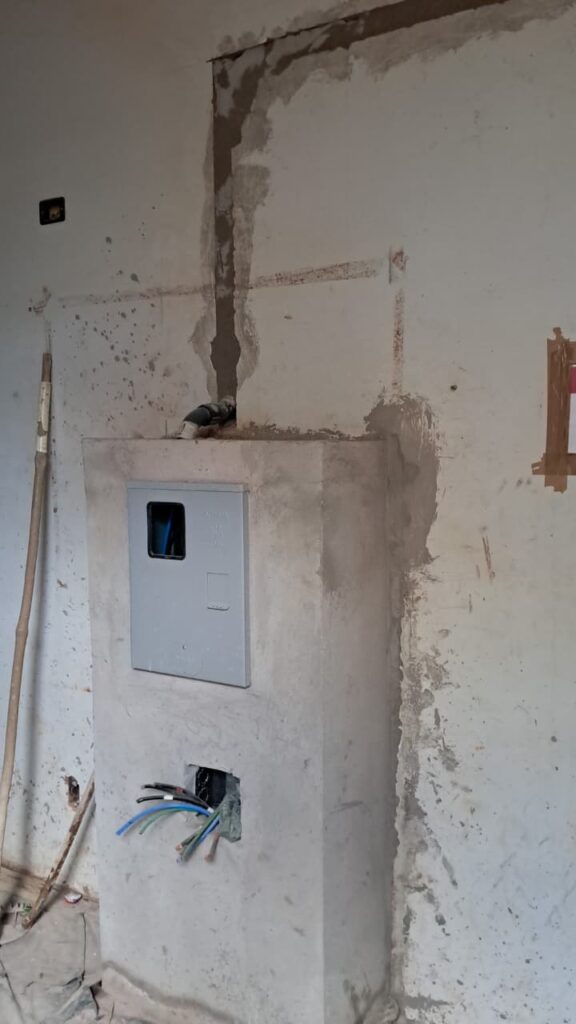 montagem de painel elétrico industrial em Janaúba